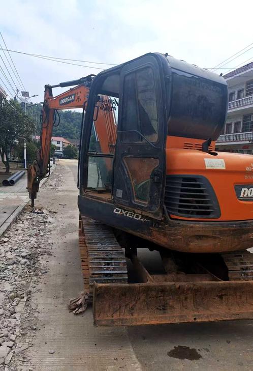Buy Doosan DH55 Used Excavator / 1