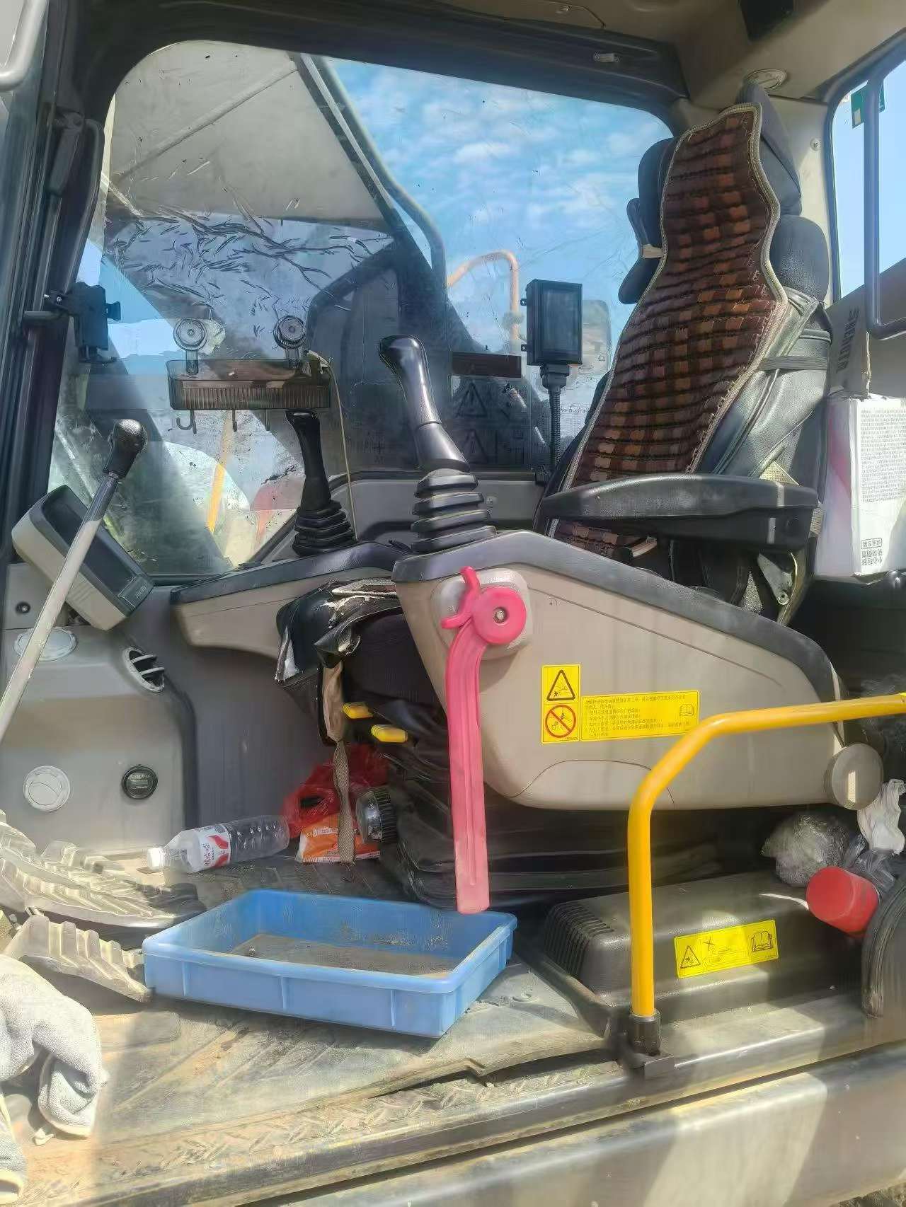 Buy Volvo EC210B Used Excavator / 3