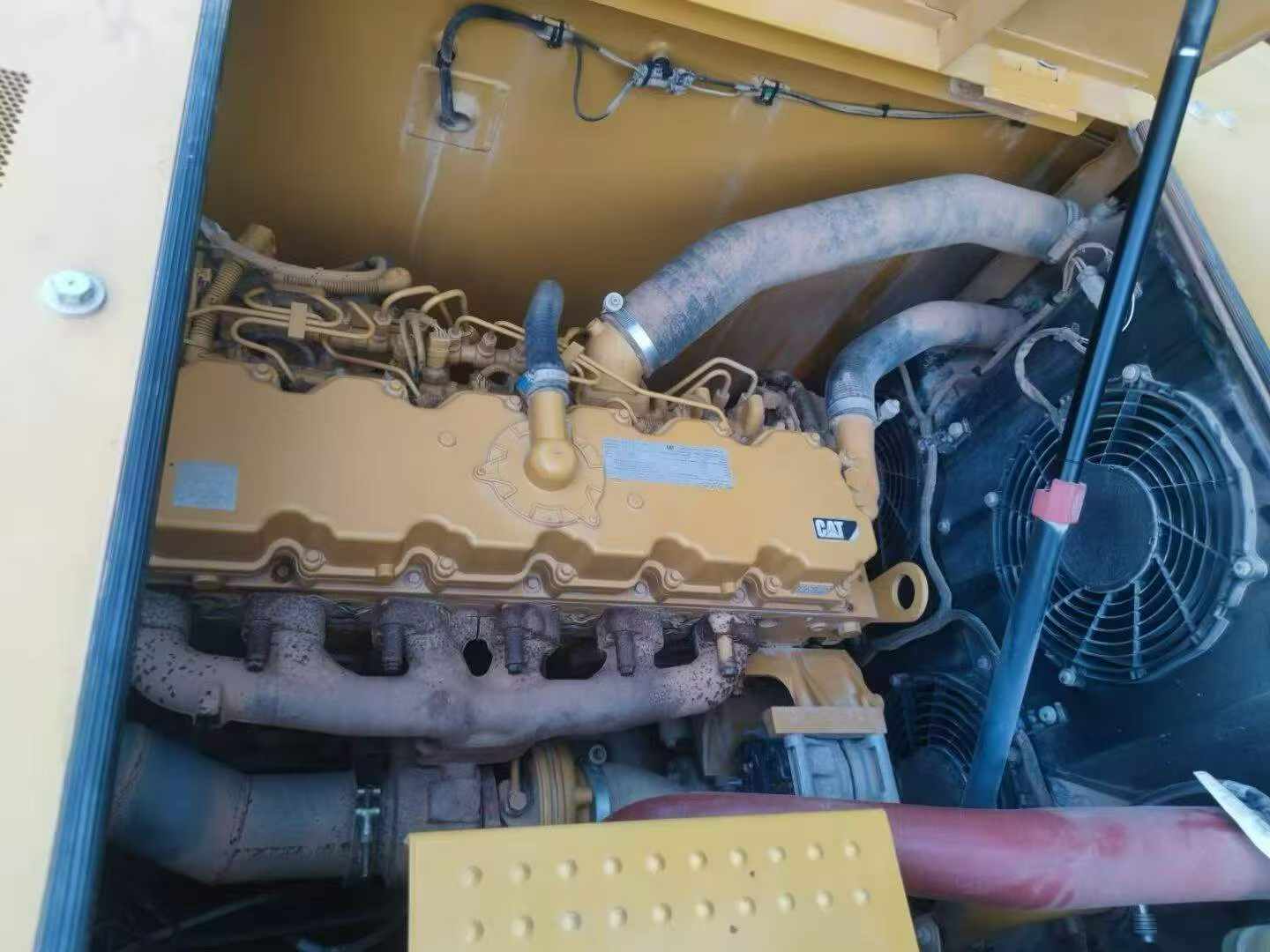 Buy Caterpillar 323 Used Excavator / 8