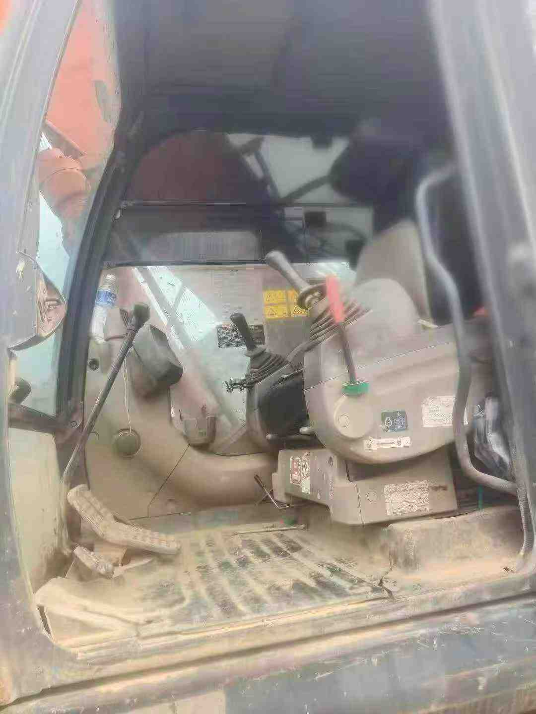 Buy Hitachi EX200-3 Used Excavator / 5