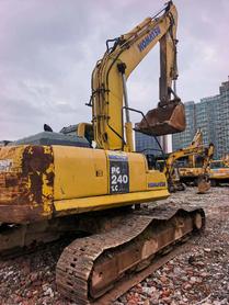 Buy Komatsu PC240-6 Used Excavator / 3 Buy Komatsu PC240-6 Used Excavator / 3