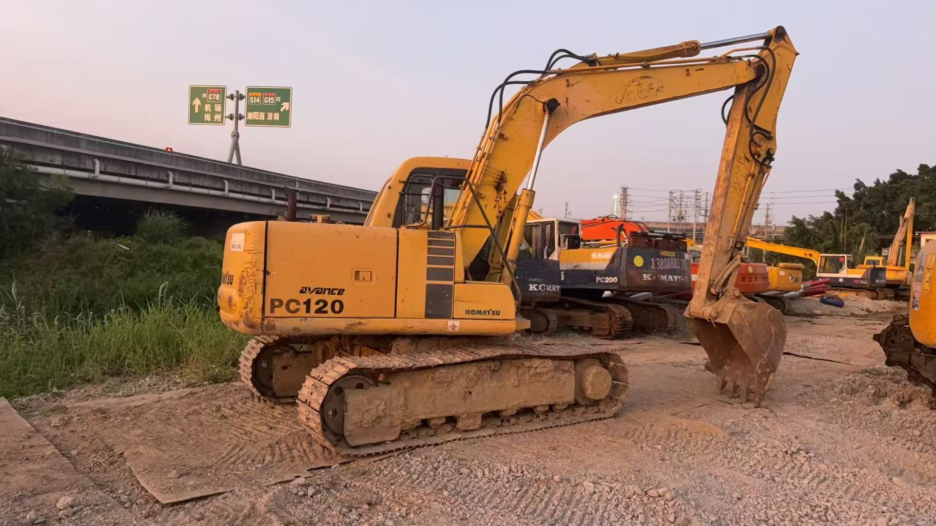 Buy Komatsu PC100-6 Used Excavator / 5