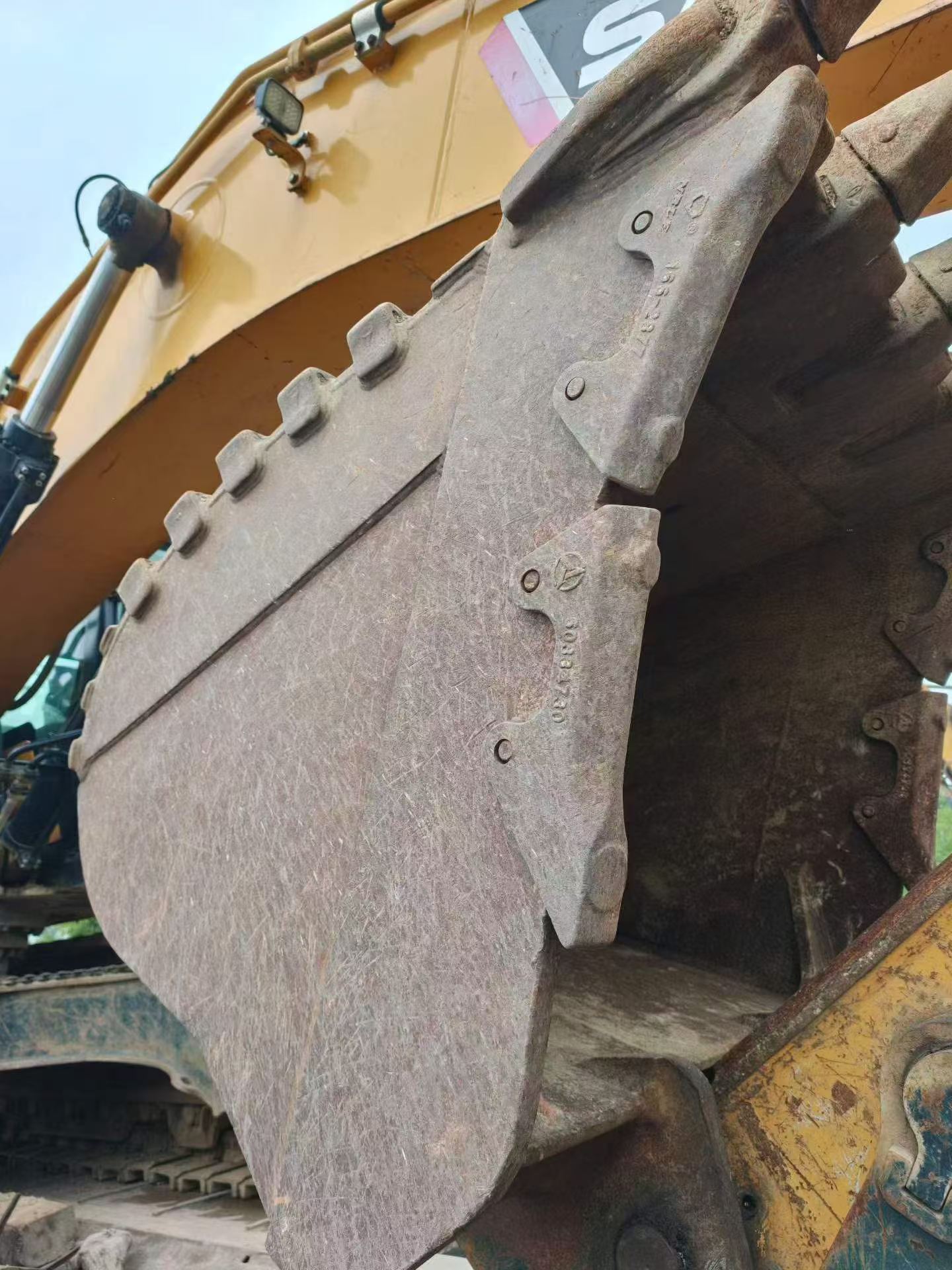 Buy Sany SY375H Used Excavator / 4