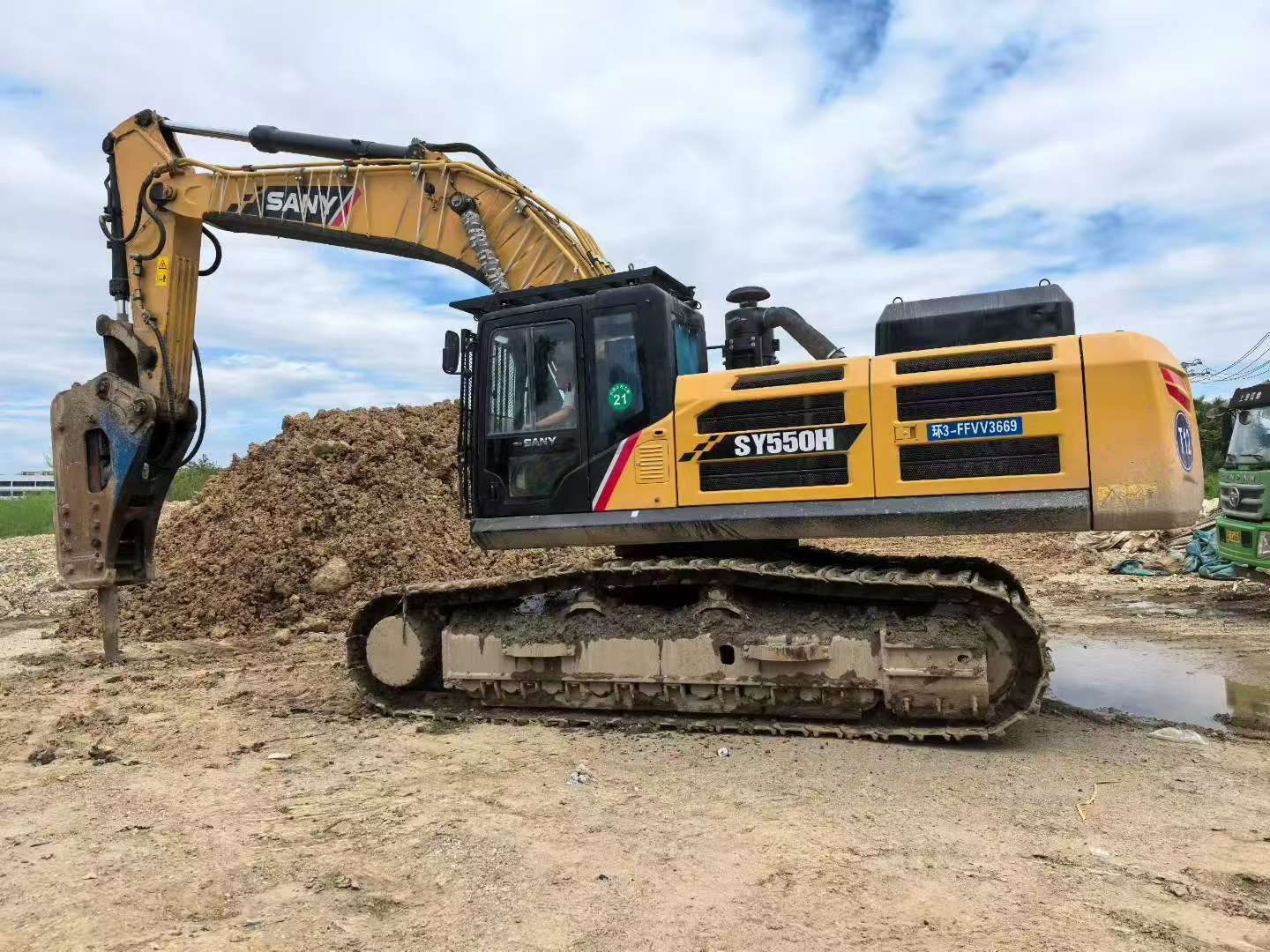 Buy Sany SY550H Used Excavator / 8