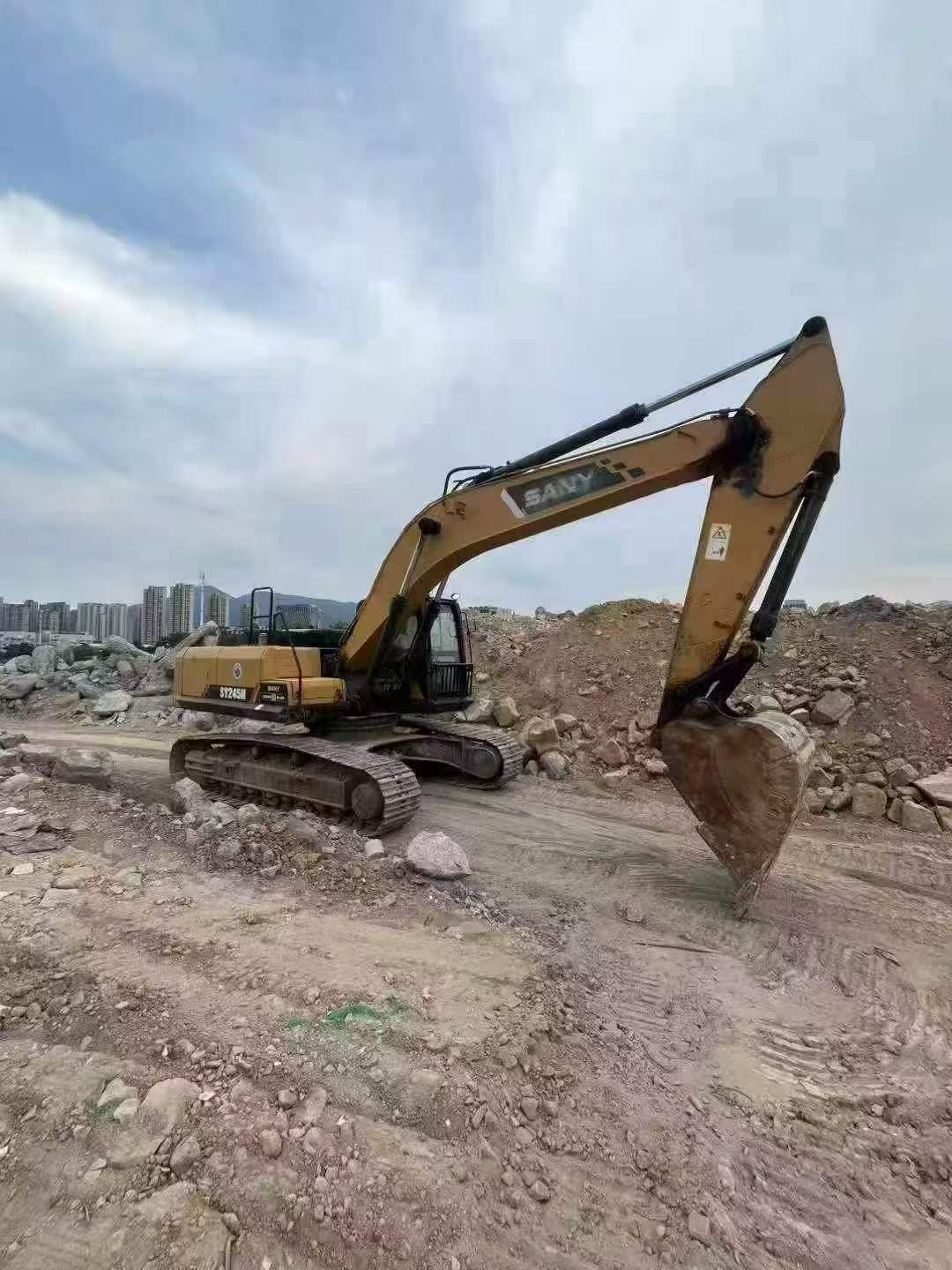 Buy Sany SY245H Used Excavator / 6