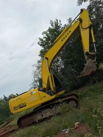 Buy Sumitomo SH200A5 Used Excavator / 2 Buy Sumitomo SH200A5 Used Excavator / 2