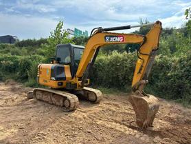 Buy XCMG LW60G Used Loader / 2 Buy XCMG LW60G Used Loader / 2
