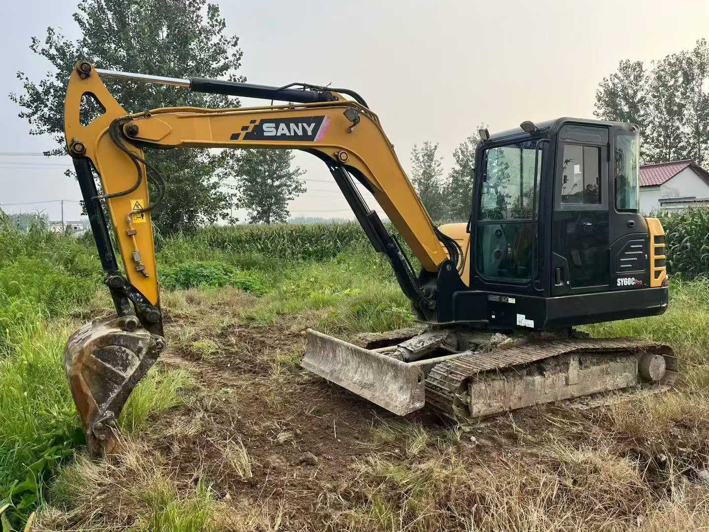 Buy Sany SY60 Used Excavator / 2