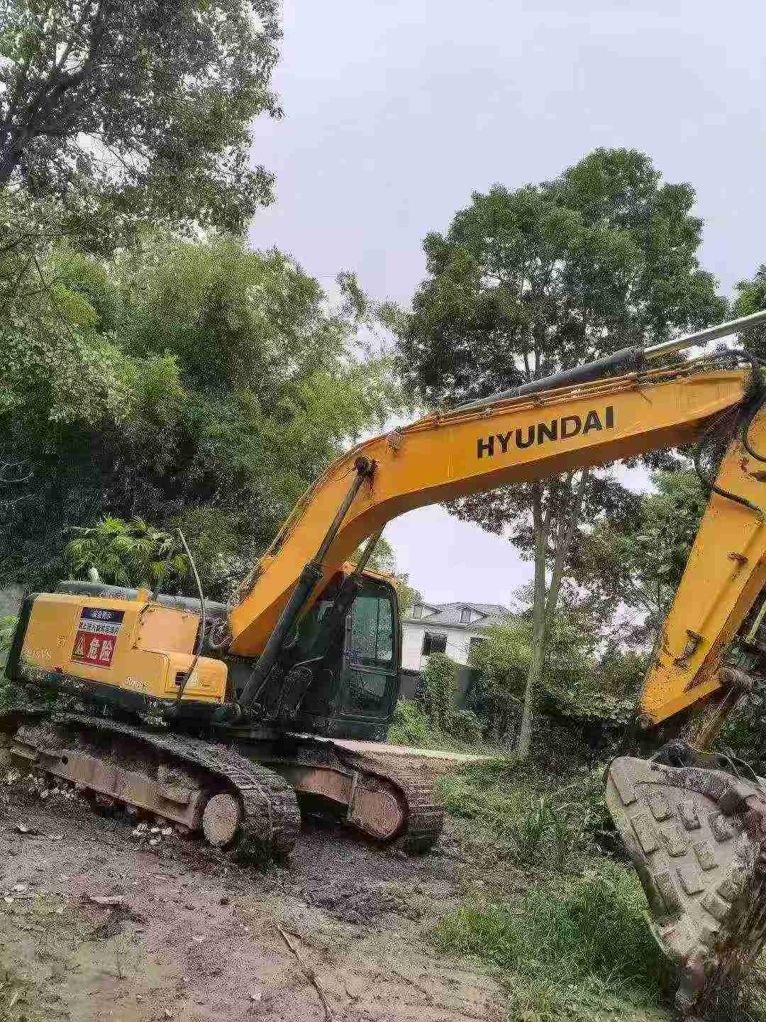 Buy Hyundai R215VS Used Excavator / 8
