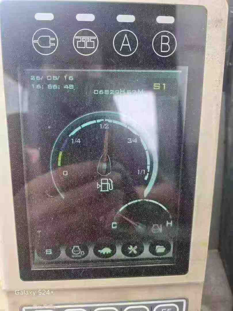 Buy Sany SY245H Used Excavator / 8