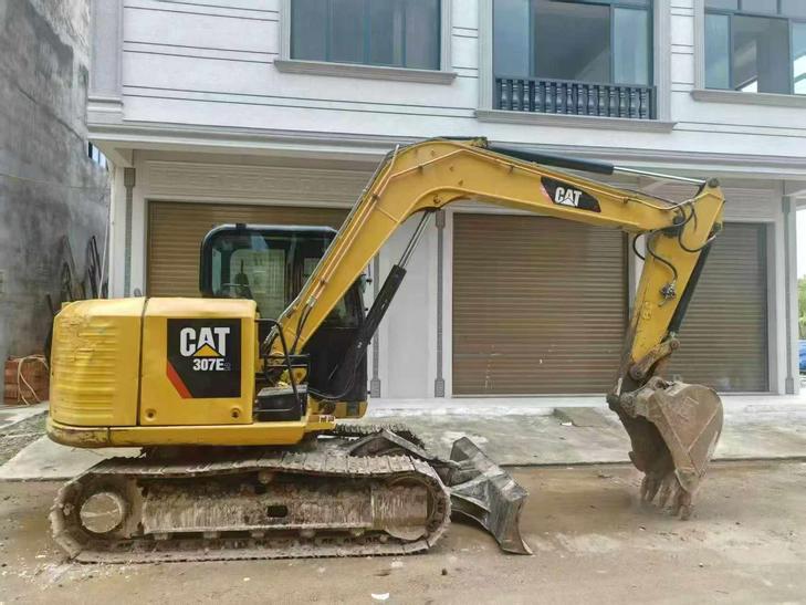 Buy Caterpillar 307B Used Excavator / 1