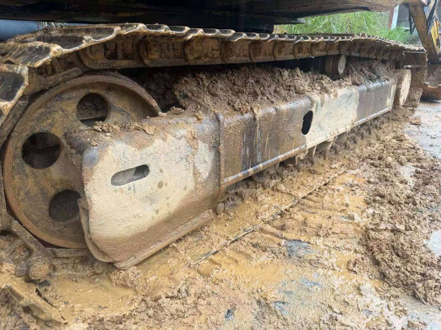 Buy Komatsu PC130-7 Used Excavator / 3