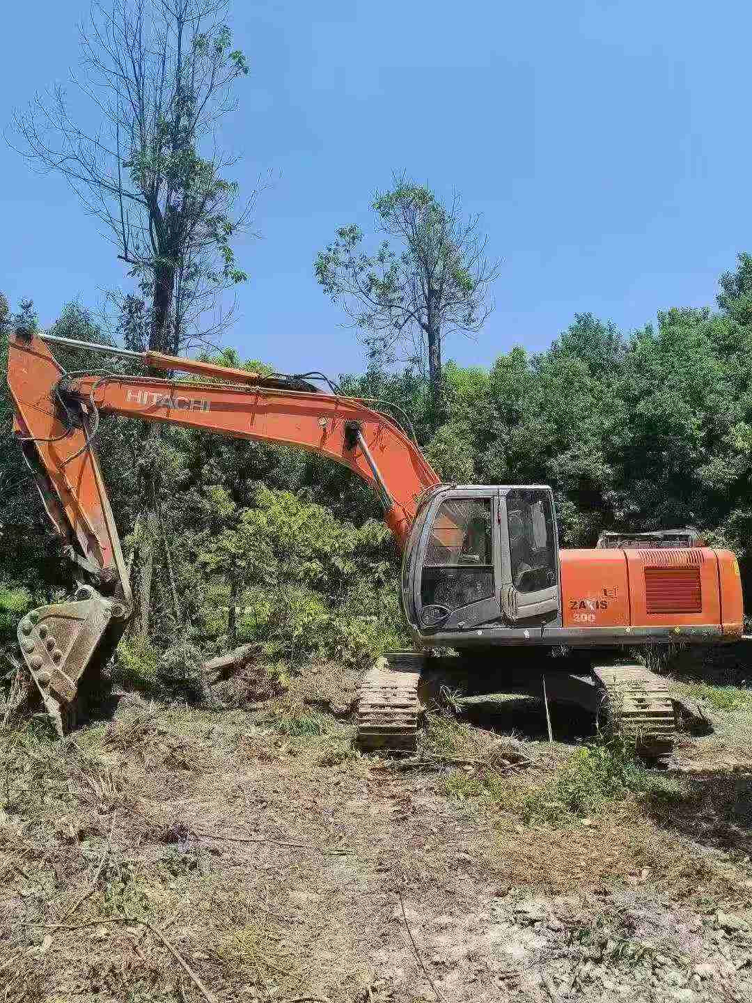 Buy Hitachi EX270 Used Excavator / 2