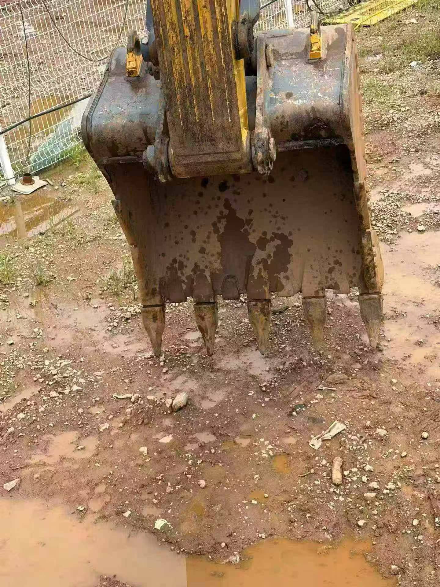Buy XCMG XE380K Used Excavator / 7