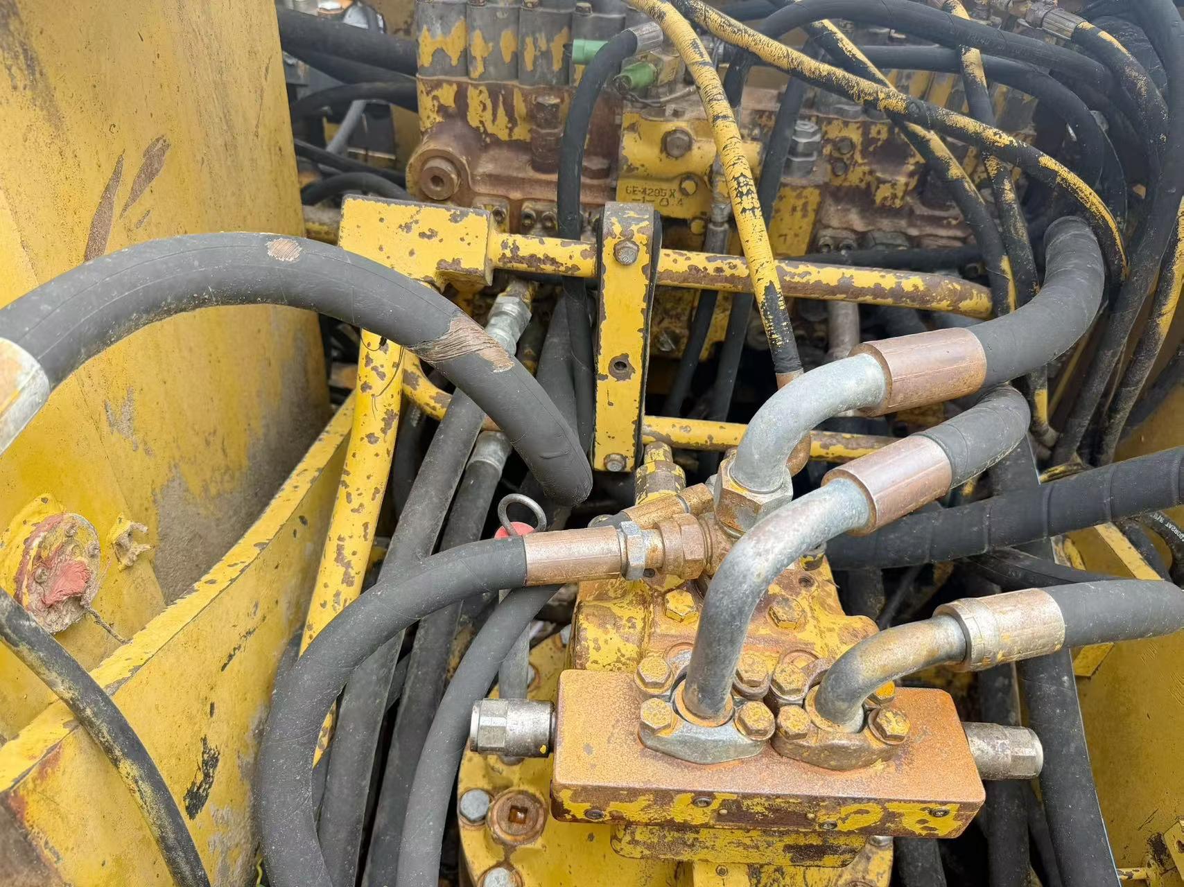 Buy Caterpillar 320A Used Excavator / 6