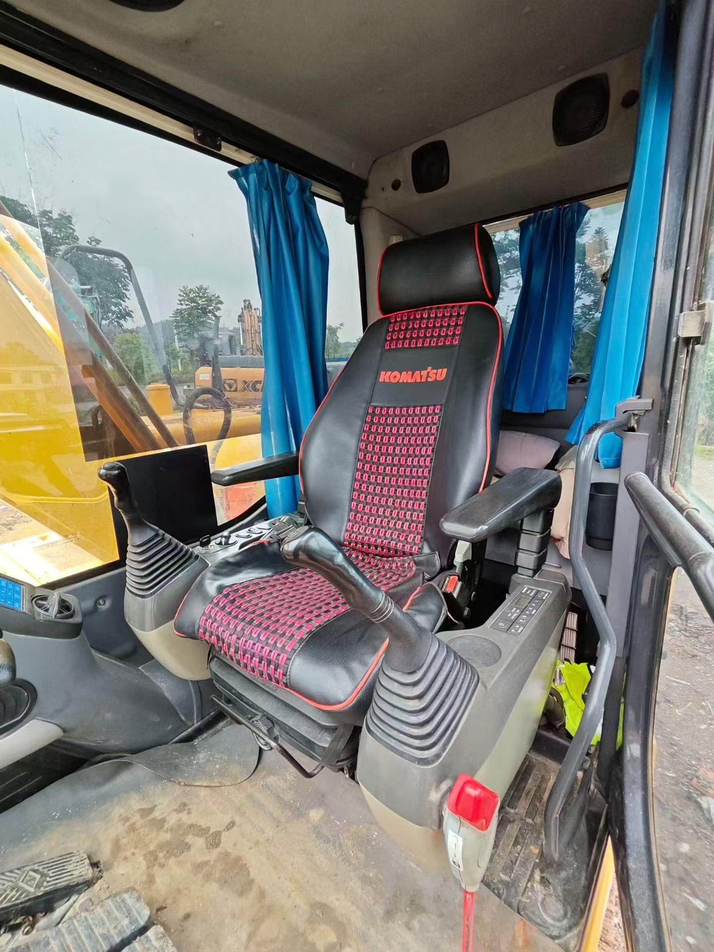 Buy Komatsu PC110-7 Used Excavator / 8