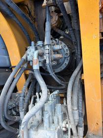 Buy Kato HD820R Used Excavator / 6 Buy Kato HD820R Used Excavator / 6