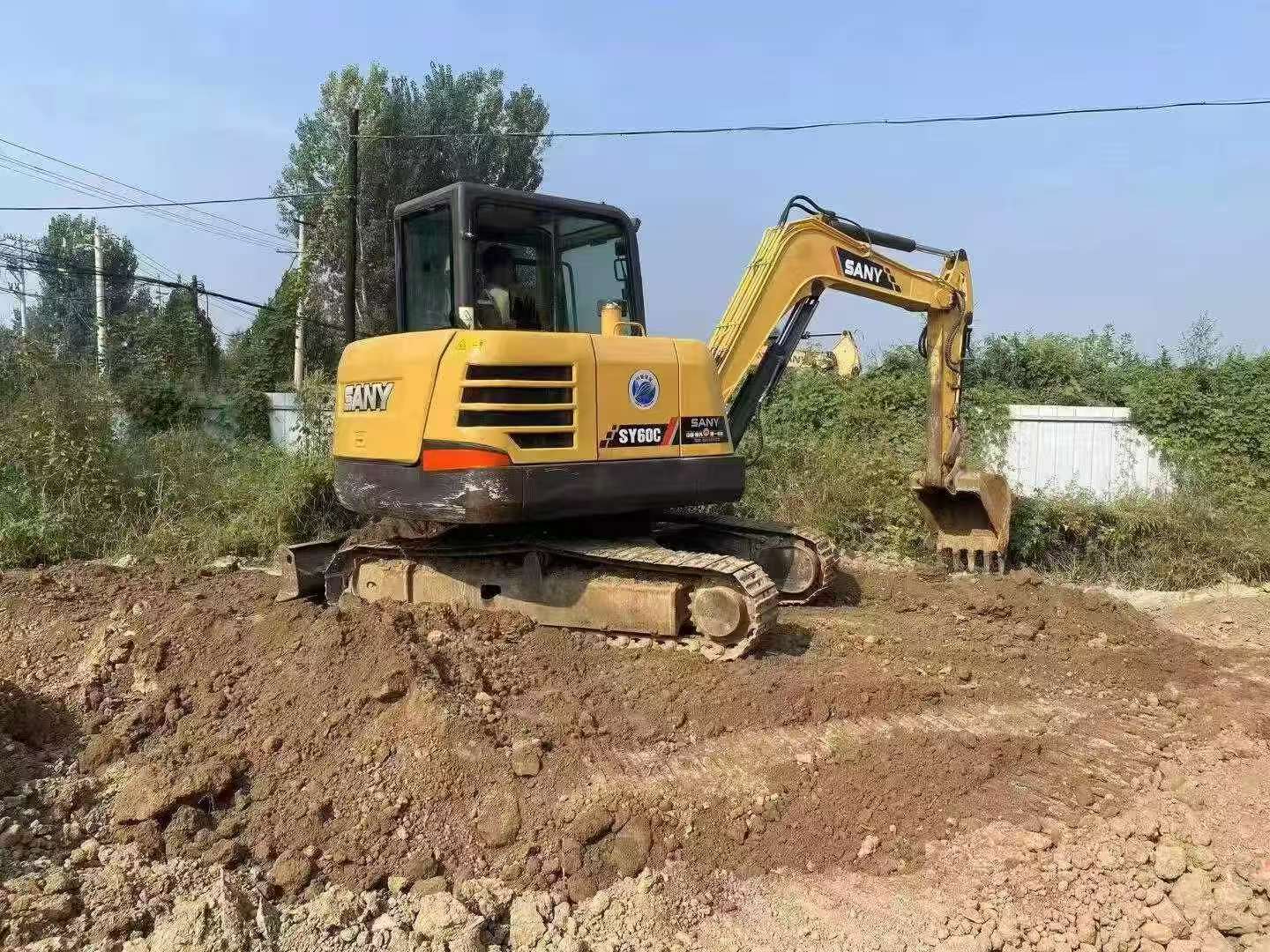 Buy Sany SY60C Used Excavator / 2