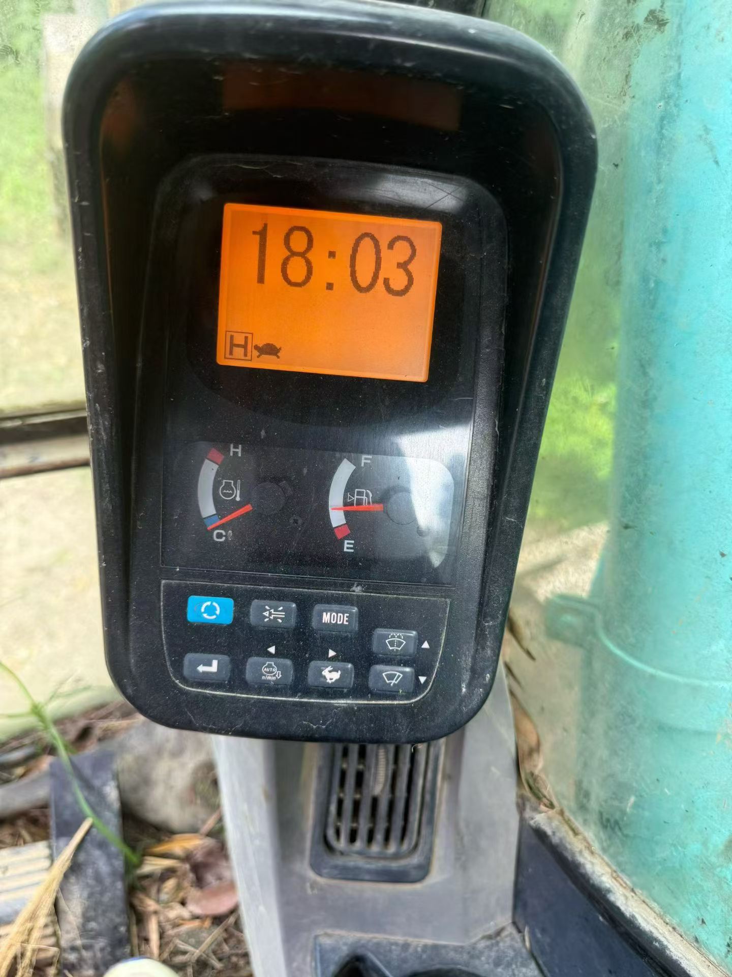 Buy Kobelco SK15SR Used Excavator / 5
