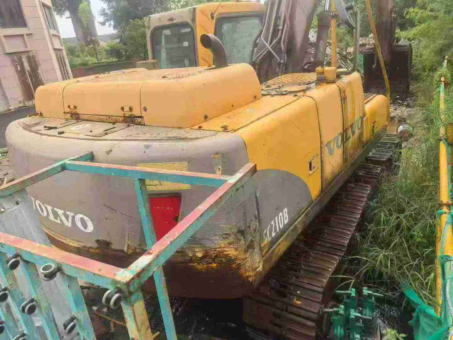 Buy Volvo EC210B Used Excavator / 4