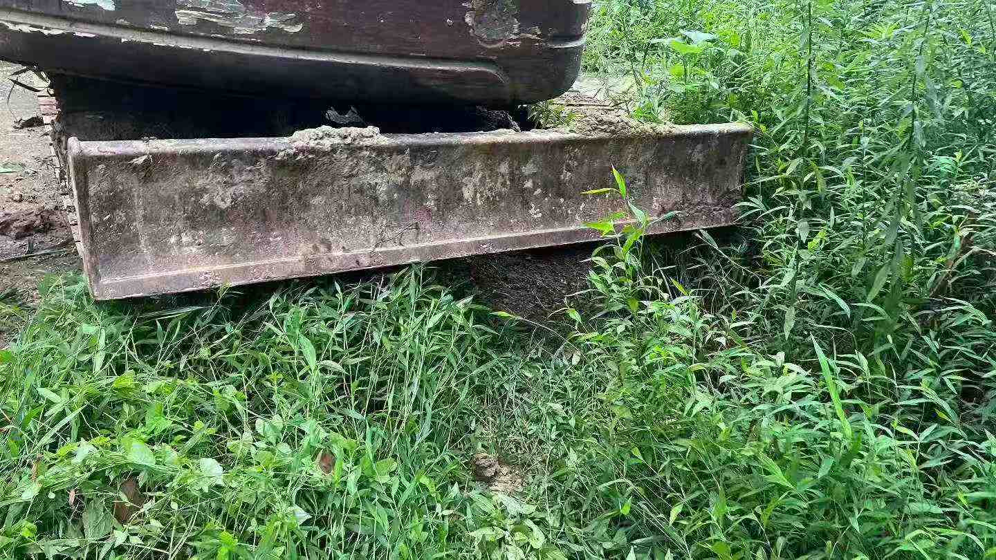 Buy XCMG XE60 Used Excavator / 8