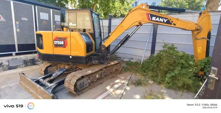 Buy Sany SY55 Used Excavator / 1