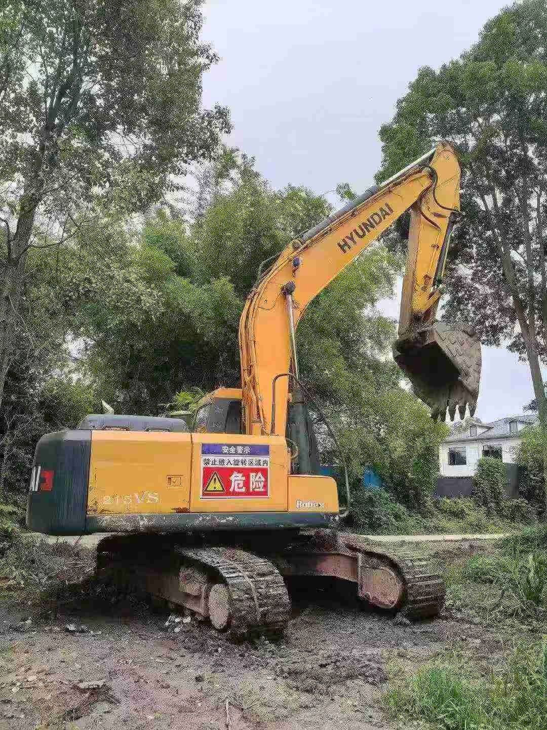 Buy Hyundai R215VS Used Excavator / 2