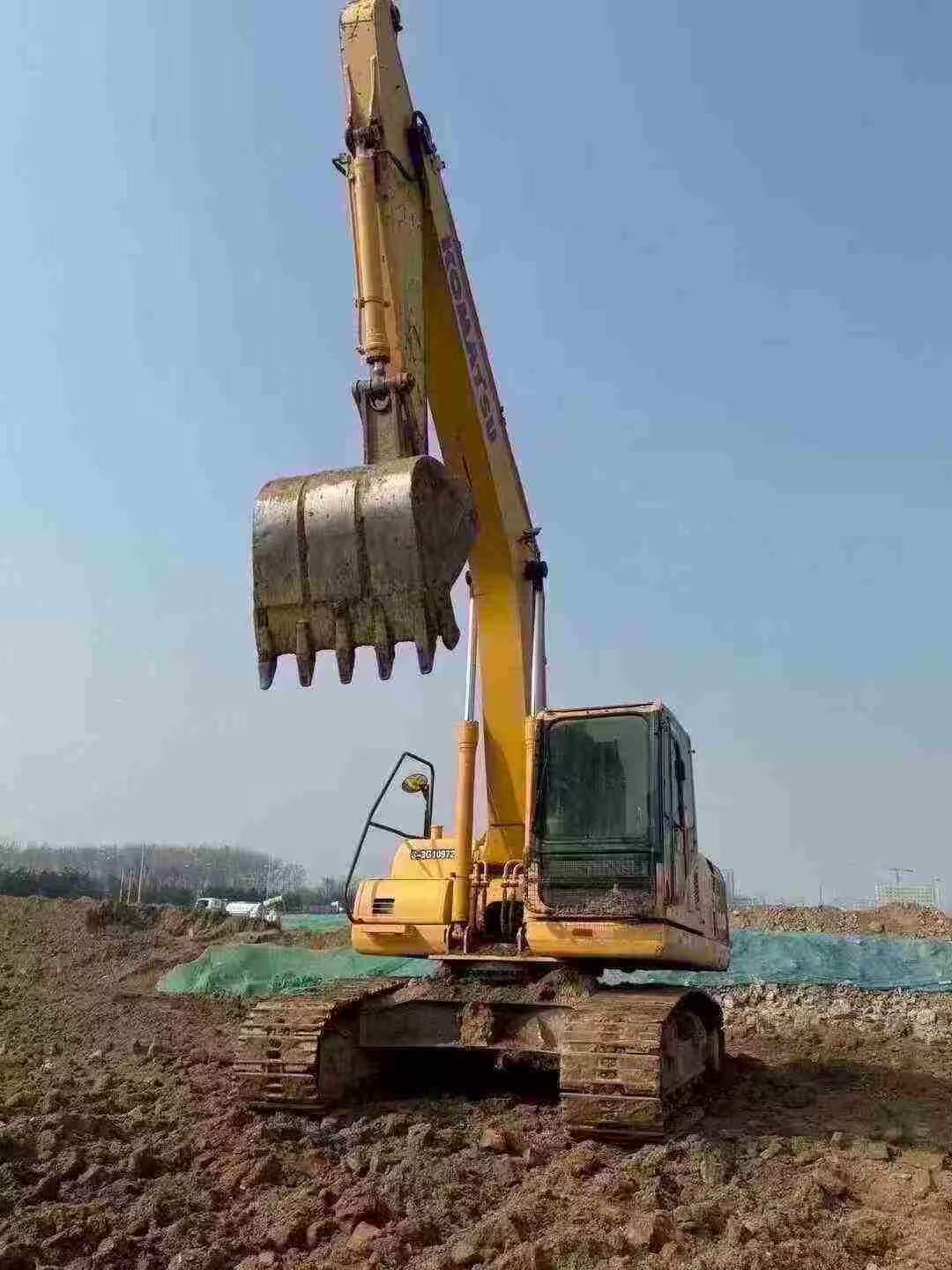 Buy Komatsu PC200 Used Excavator / 2