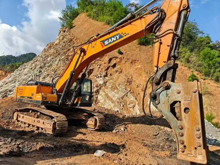 Buy Sany SY425C Used Excavator / 1