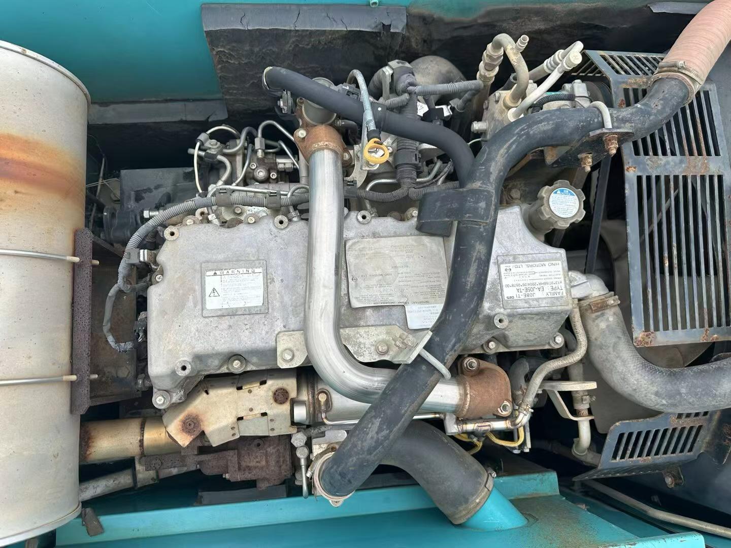 Buy Kobelco SK200 Used Excavator / 7