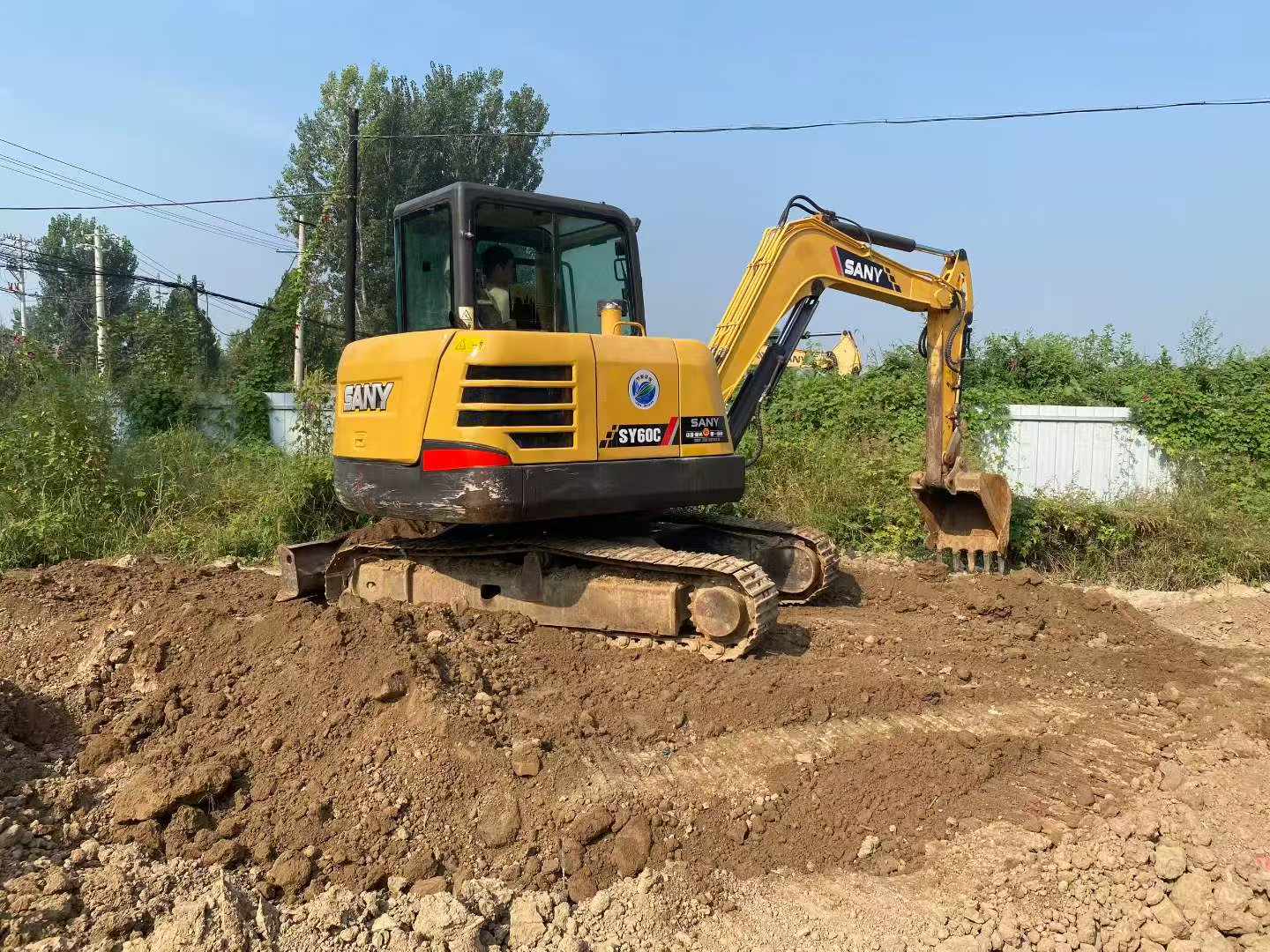 Buy Sany SY60C Used Excavator / 4