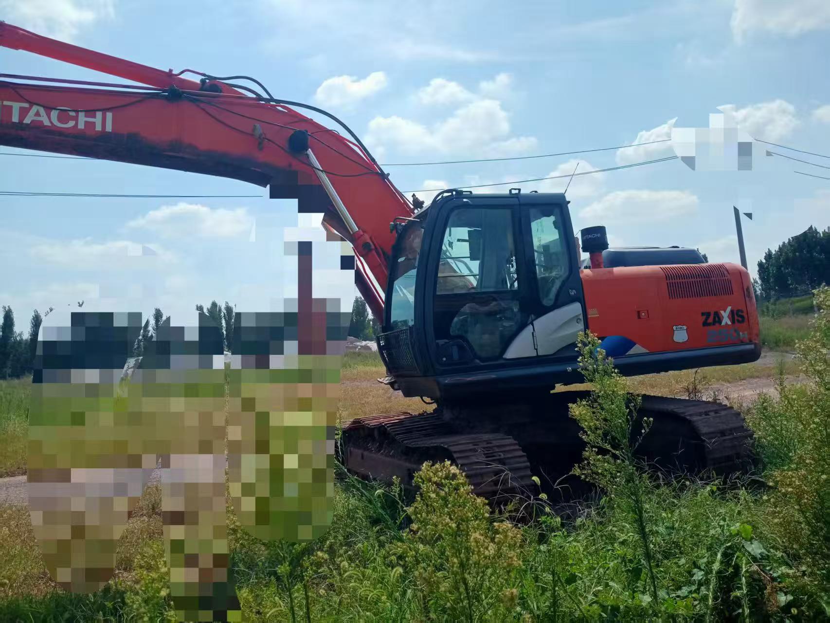 Buy Hitachi EX250-5 Used Excavator / 4
