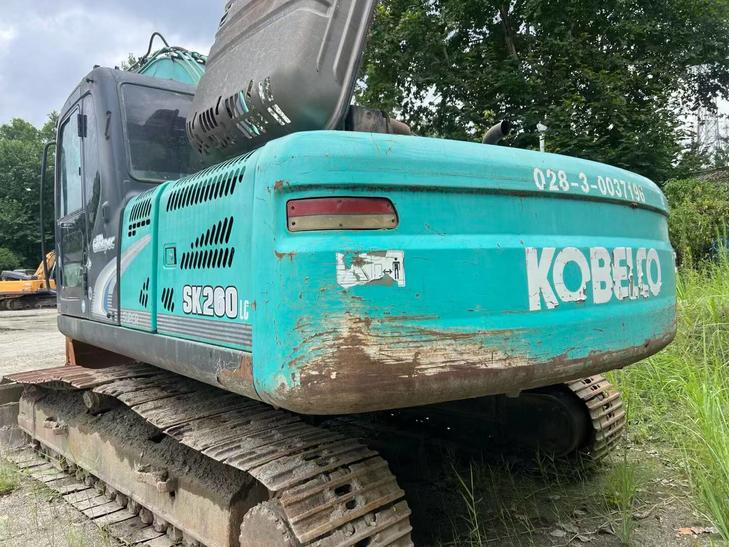 Buy Kobelco SK260 Used Excavator / 1