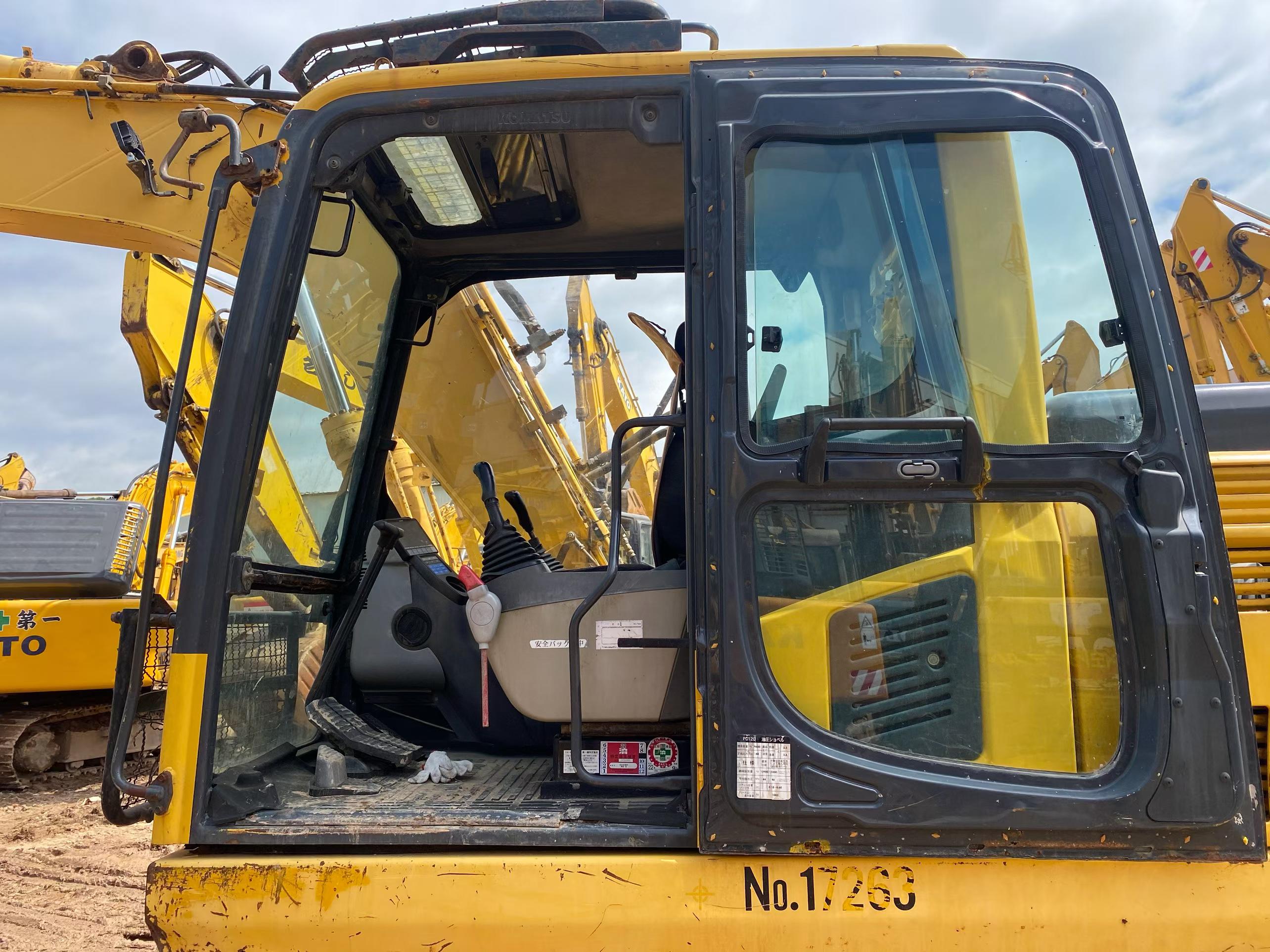Buy Komatsu PC120-8 Used Excavator / 2