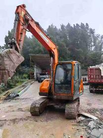 Buy Doosan DX75-9C Used Excavator / 8 Buy Doosan DX75-9C Used Excavator / 8