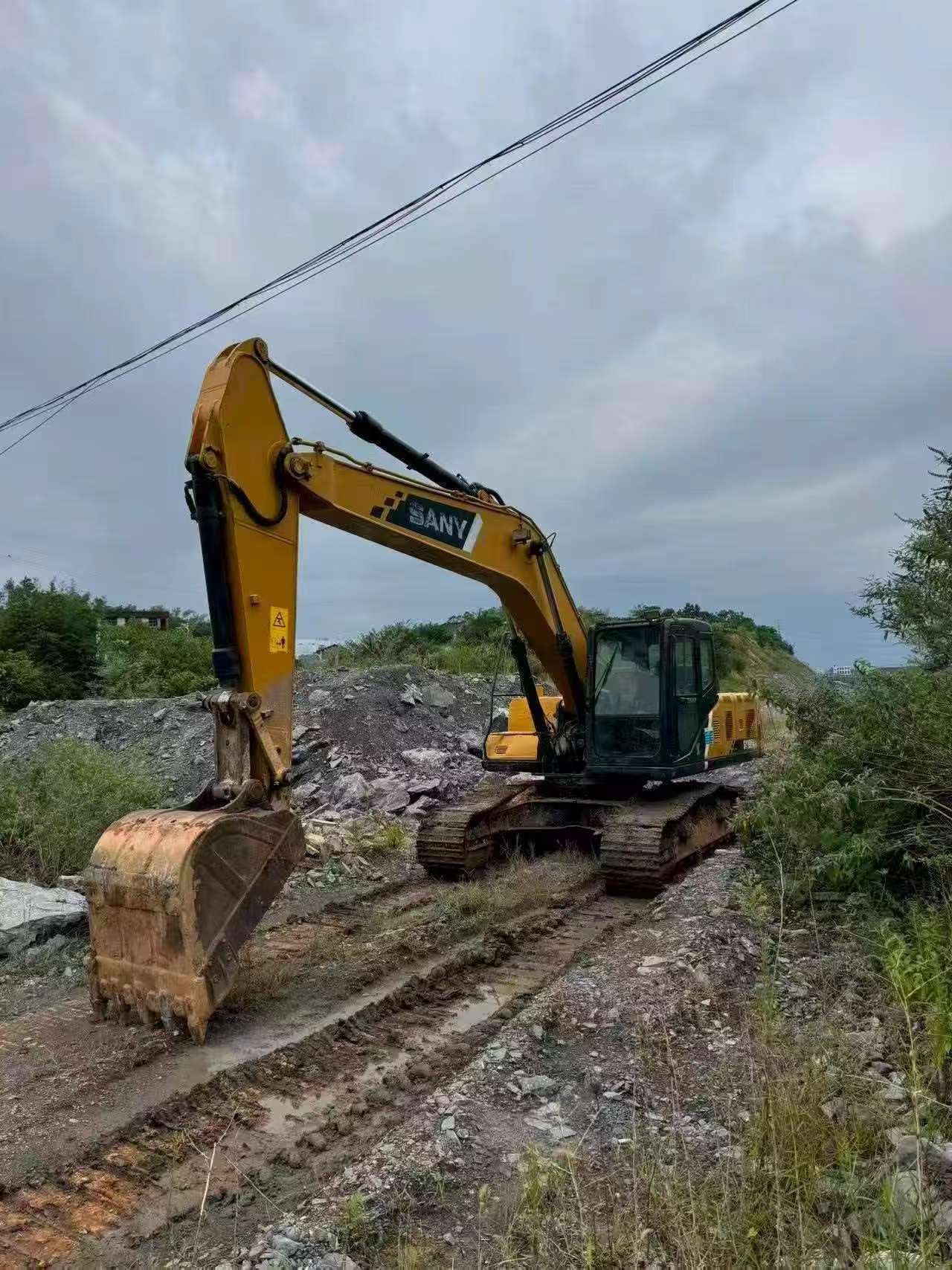 Buy Sany SY195C Used Excavator / 3