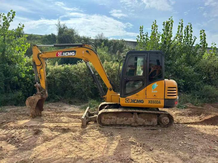 Buy XCMG LW60G Used Loader / 1
