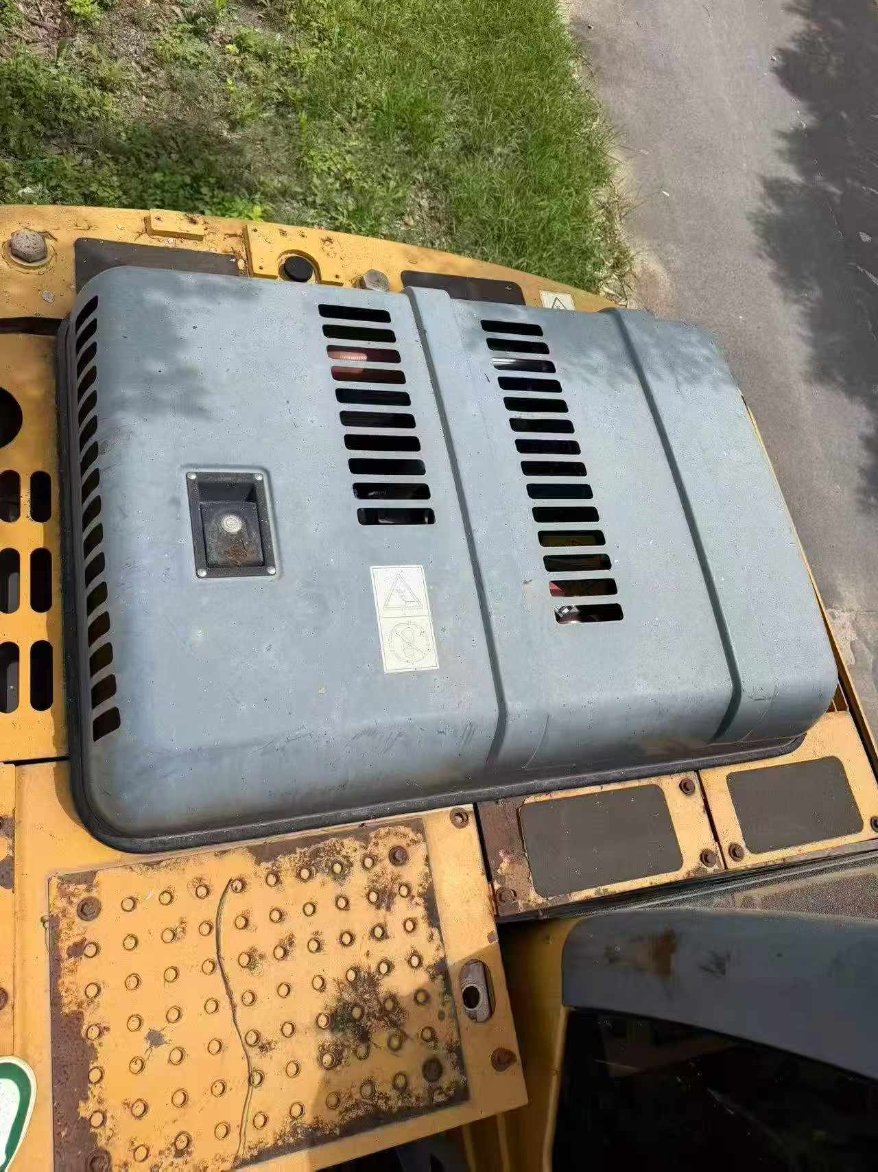 Buy XCMG XE150 Used Excavator / 8