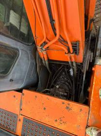 Buy Hitachi EX200-3 Used Excavator / 6 Buy Hitachi EX200-3 Used Excavator / 6
