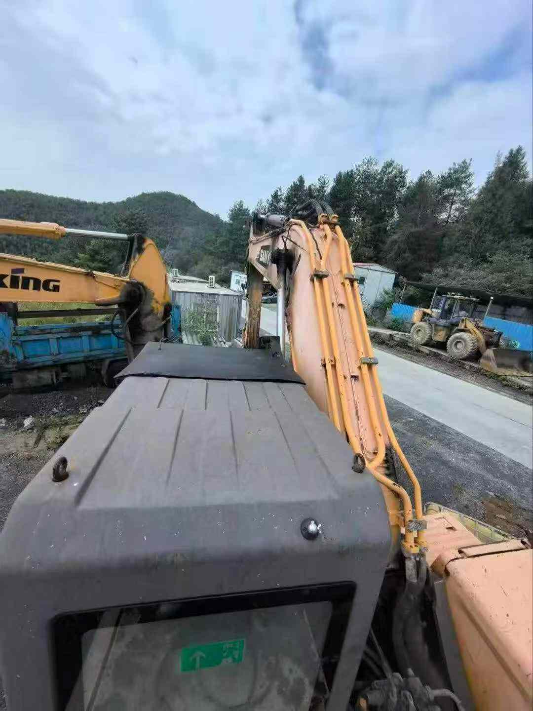 Buy Sany SY195C Used Excavator / 3