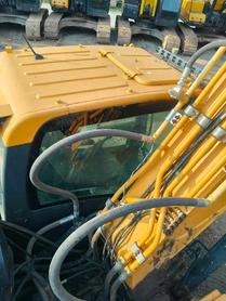 Buy Hyundai R225-7 Used Excavator / 7 Buy Hyundai R225-7 Used Excavator / 7