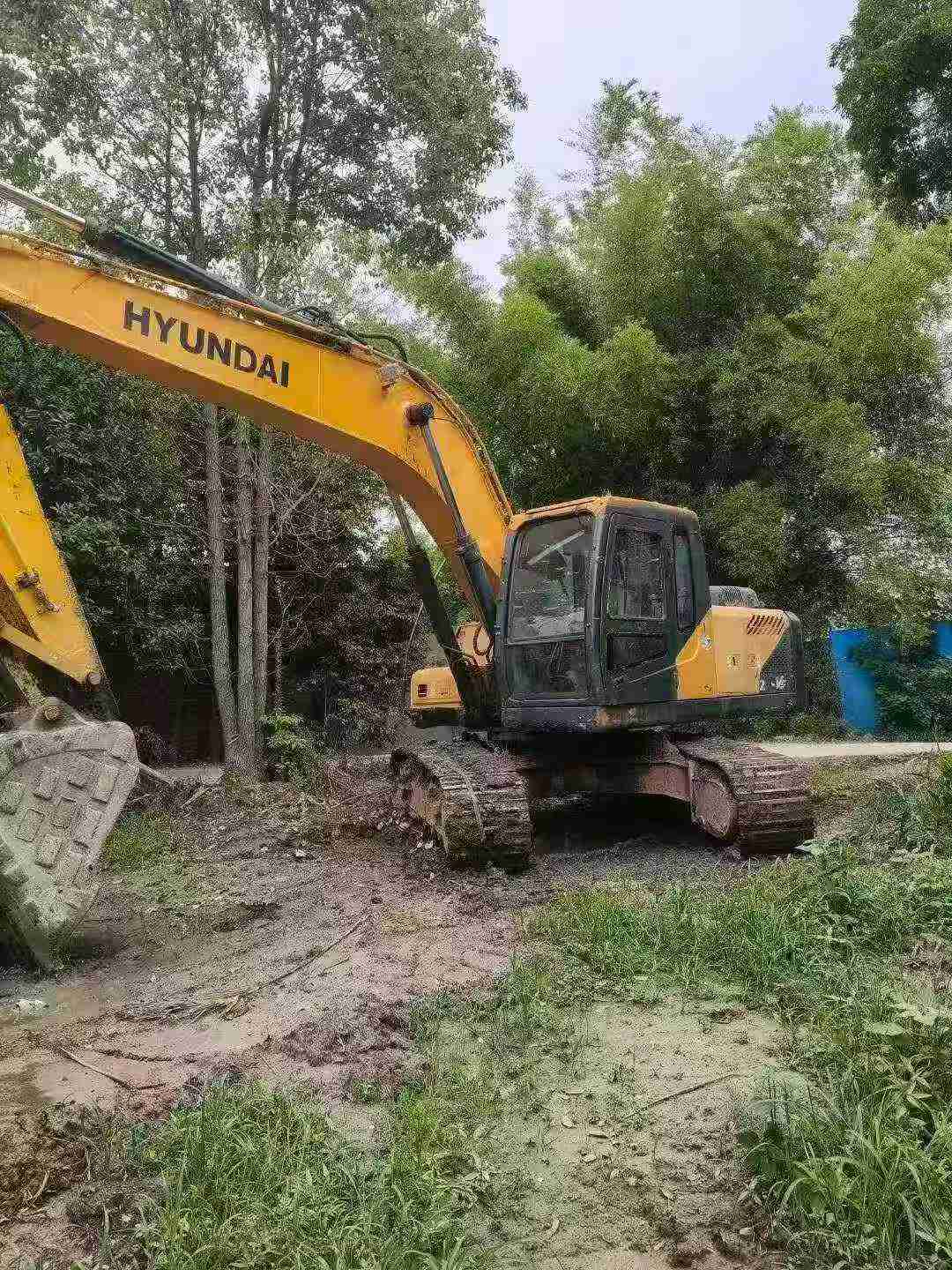 Buy Hyundai R215VS Used Excavator / 9