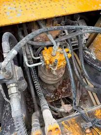 Buy Sany SY245H Used Excavator / 4 Buy Sany SY245H Used Excavator / 4