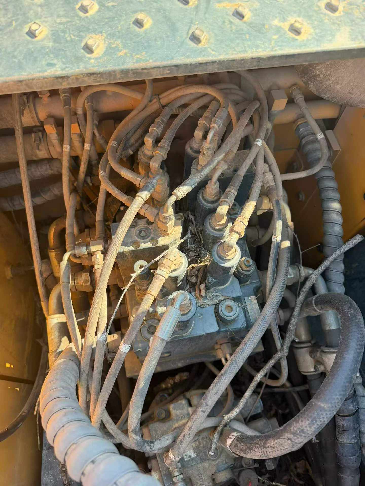 Buy Hyundai R150-7 Used Excavator / 8