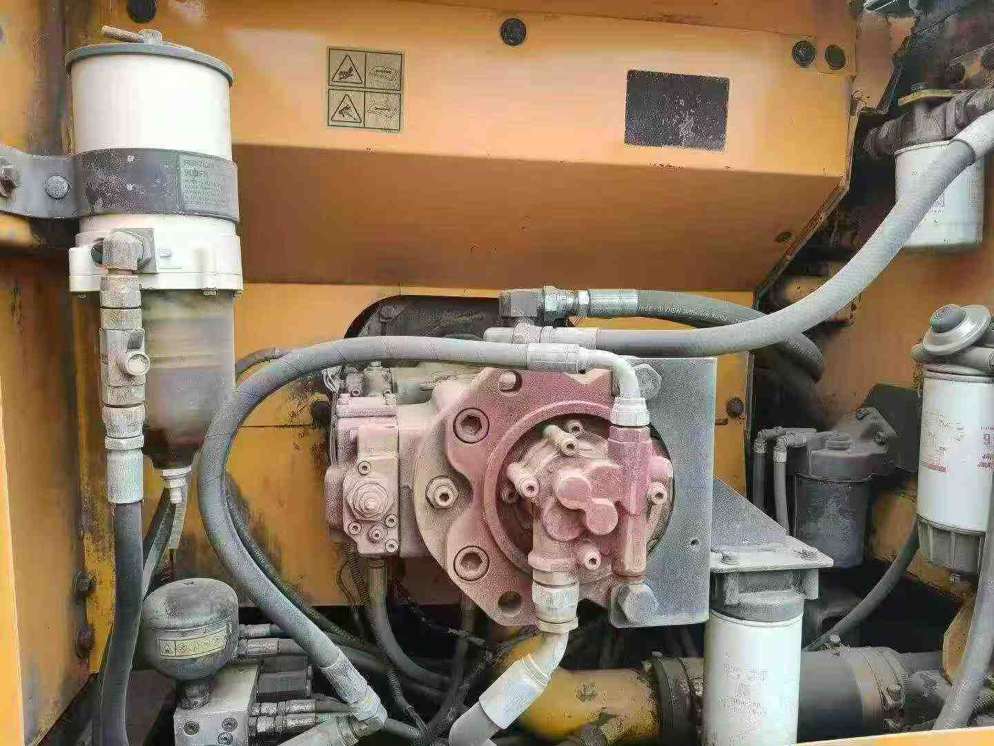 Buy Hyundai R215VS Used Excavator / 5