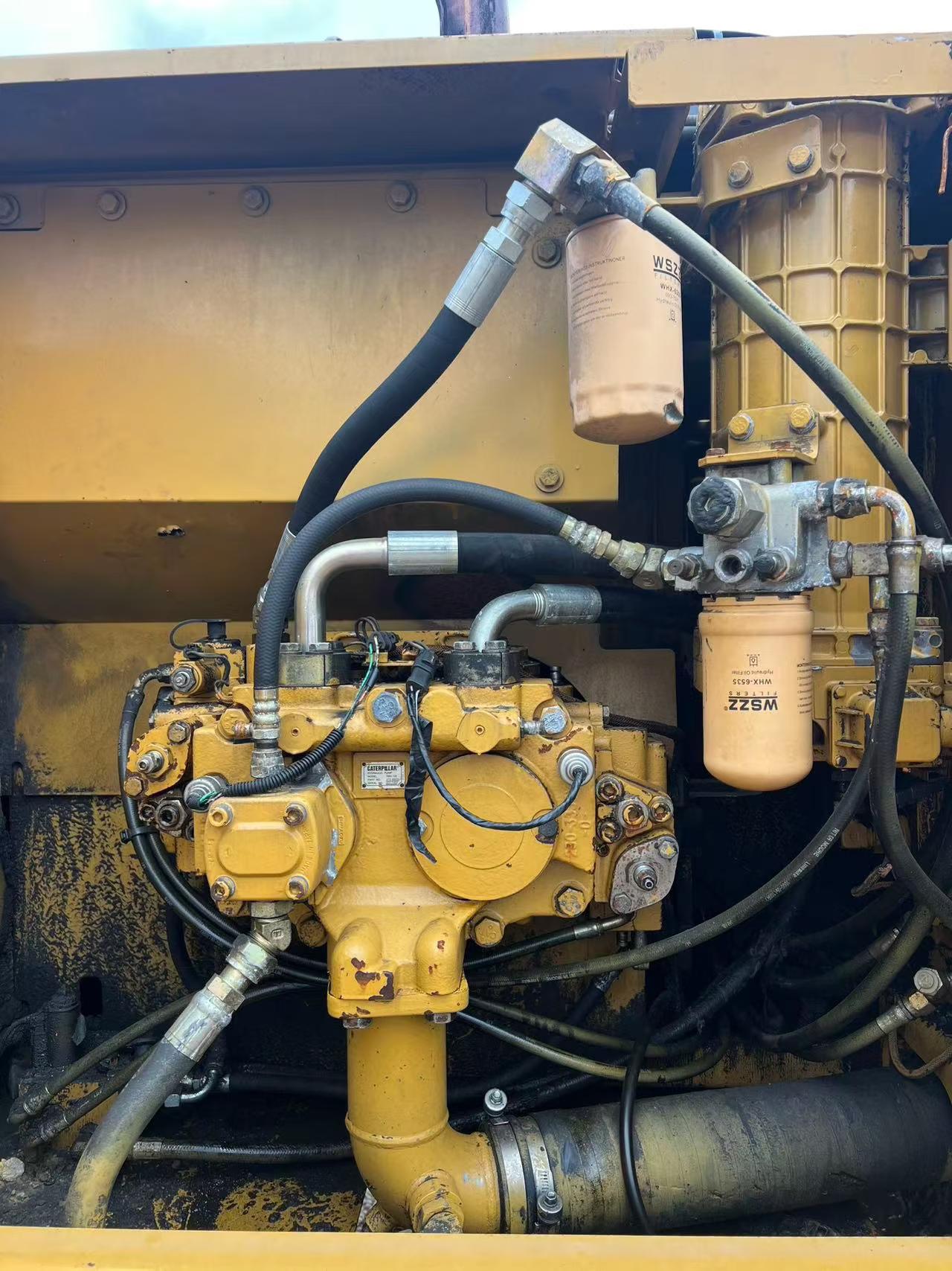 Buy Caterpillar 320D Used Excavator / 7