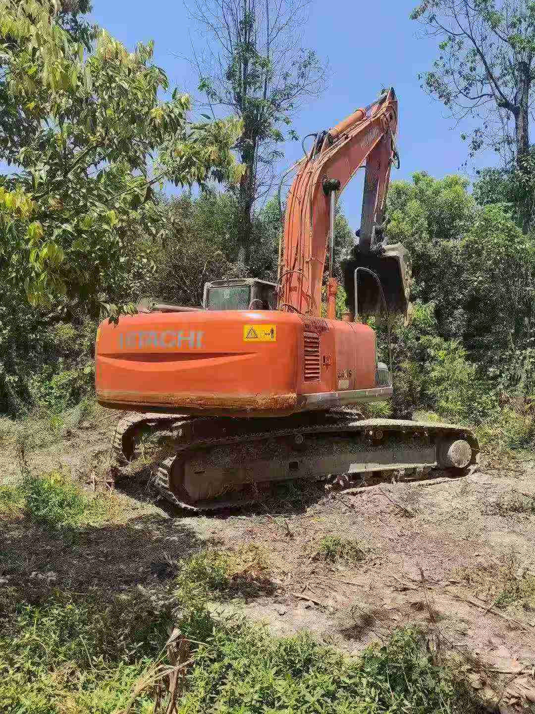 Buy Hitachi EX270 Used Excavator / 3