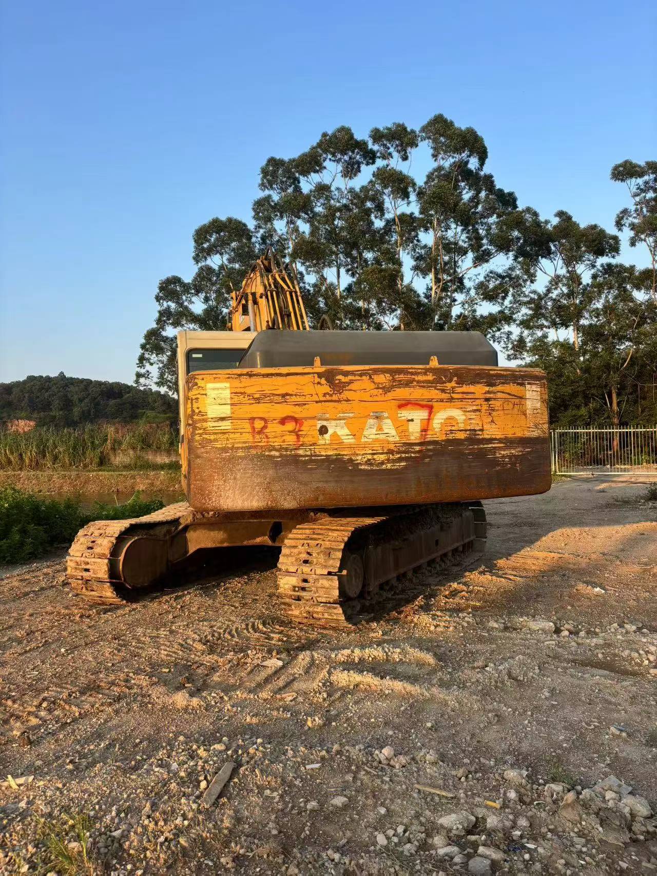 Buy Kato HD1430-7 Used Excavator / 6