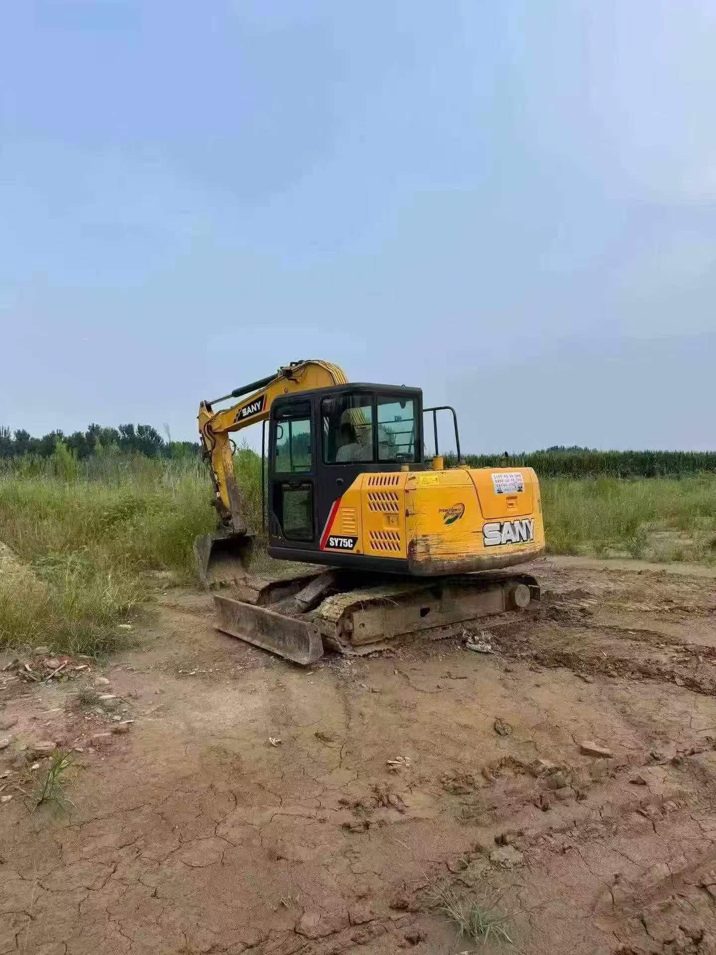 Buy Sany SY65C Used Excavator / 9