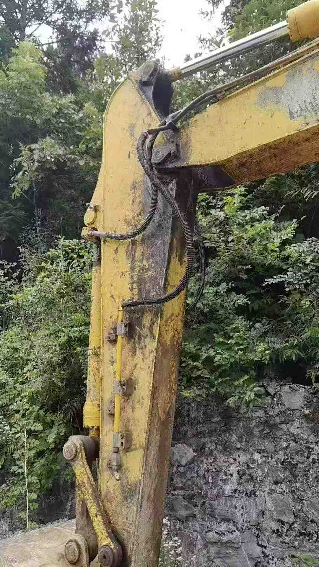Buy Komatsu PC160-6 Used Excavator / 3